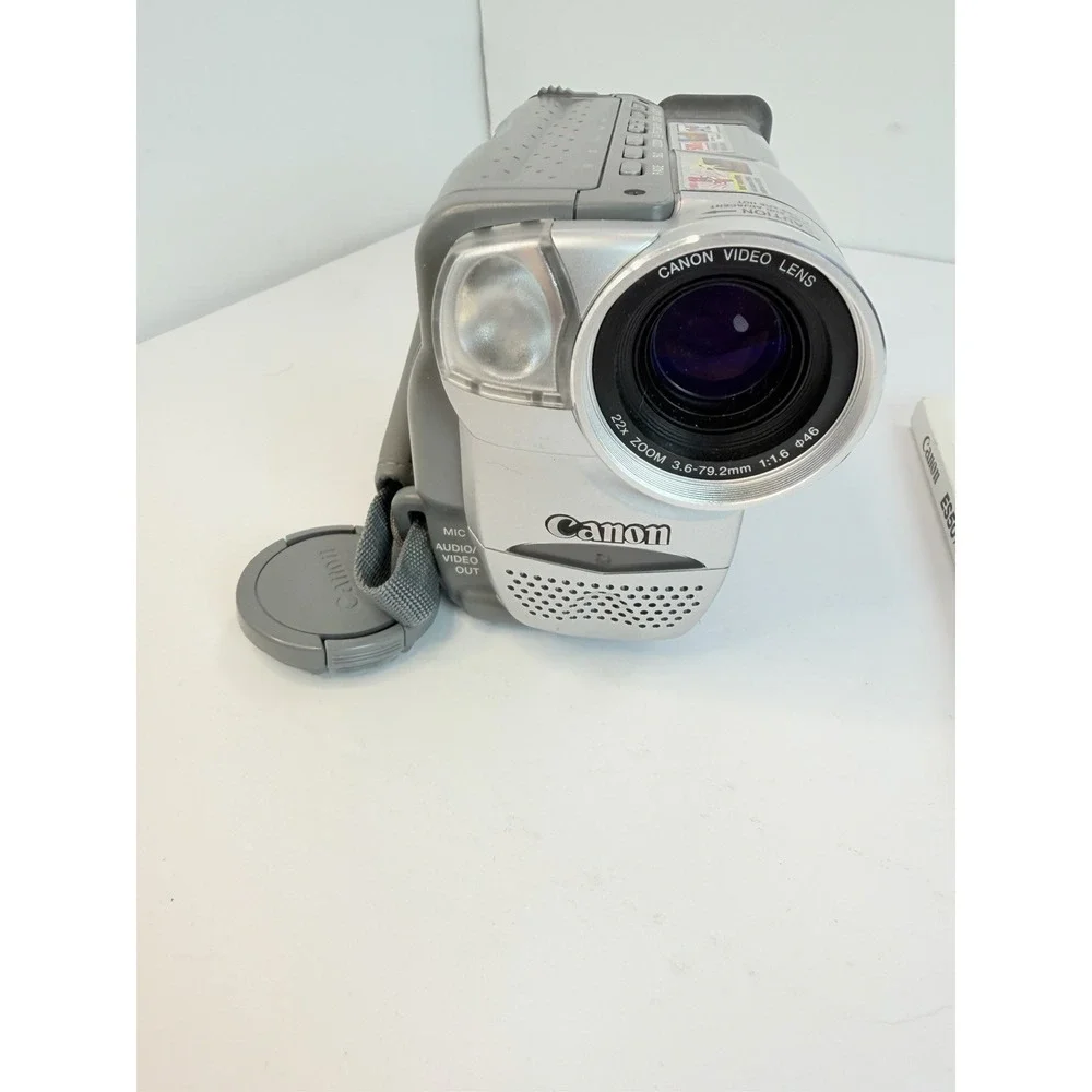 Canon ES50 ES50A 8mm Video8 Camcorder VCR Player Camera No Charger